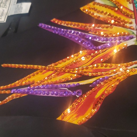 Like new! 100% silk Diane Gilman sequined tropical blouse - Picture 6 of 10